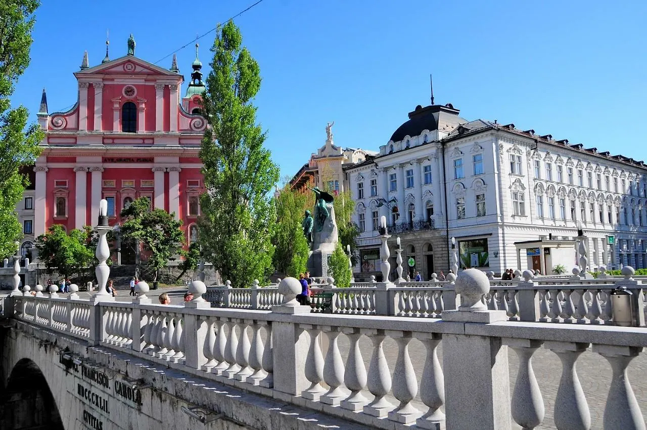 River View Apartment Ljubljana 0*,